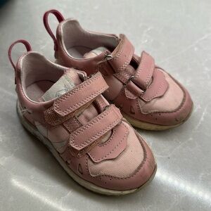 Naturino toddler girl sneakers